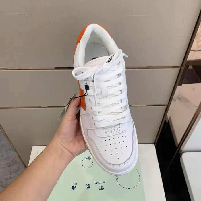 OFF WHITETM C/O VIRGIL ABLOH OUT OF OFFICE LOW-TOP LEATHER SNEAKERS "OOO"