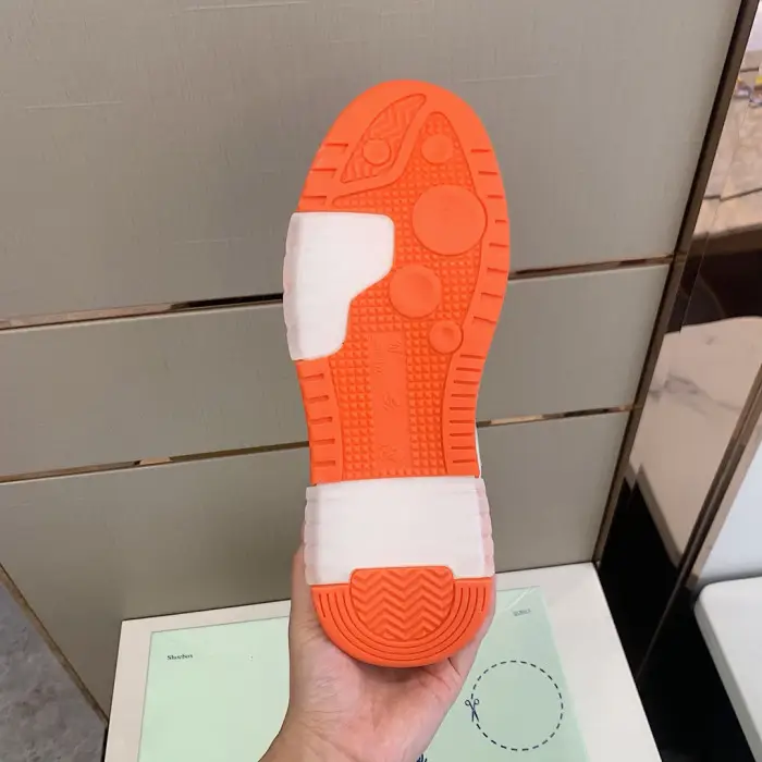 OFF WHITETM C/O VIRGIL ABLOH OUT OF OFFICE LOW-TOP LEATHER SNEAKERS "OOO"