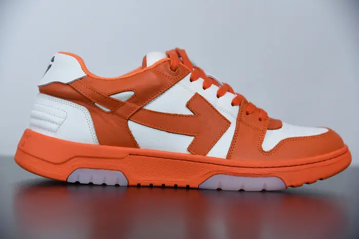 OFF WHITETM C/O VIRGIL ABLOH OUT OF OFFICE LOW-TOP LEATHER SNEAKERS "OOO"