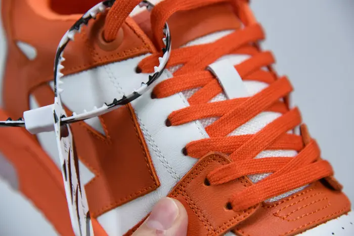OFF WHITETM C/O VIRGIL ABLOH OUT OF OFFICE LOW-TOP LEATHER SNEAKERS "OOO"