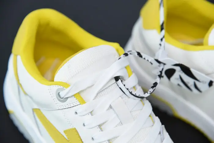 OFF WHITETM C/O VIRGIL ABLOH OUT OF OFFICE LOW-TOP LEATHER SNEAKERS "OOO"