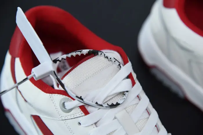 OFF WHITETM C/O VIRGIL ABLOH OUT OF OFFICE LOW-TOP LEATHER SNEAKERS "OOO"