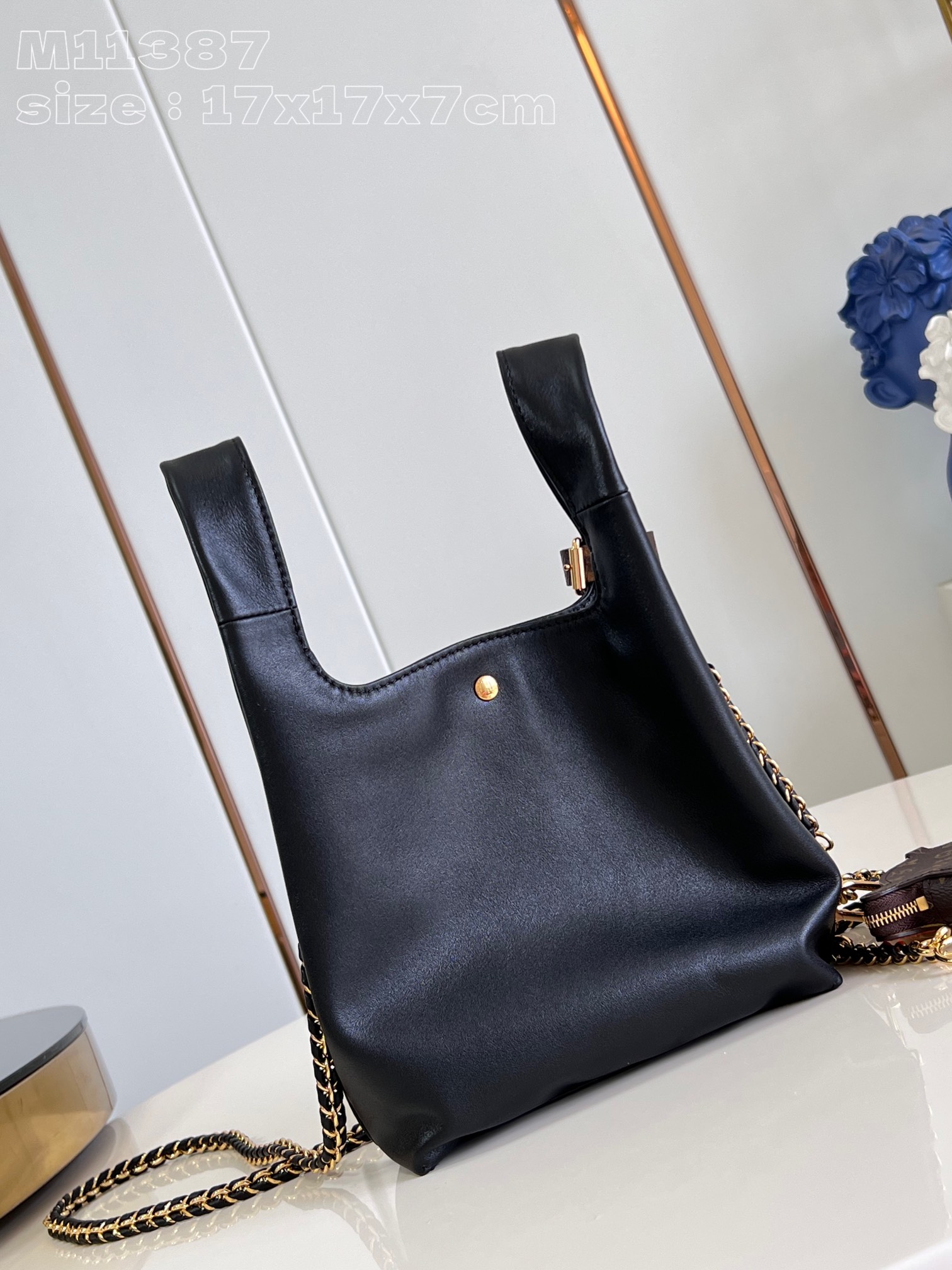 M11387 Atlantis BB Handbag Black