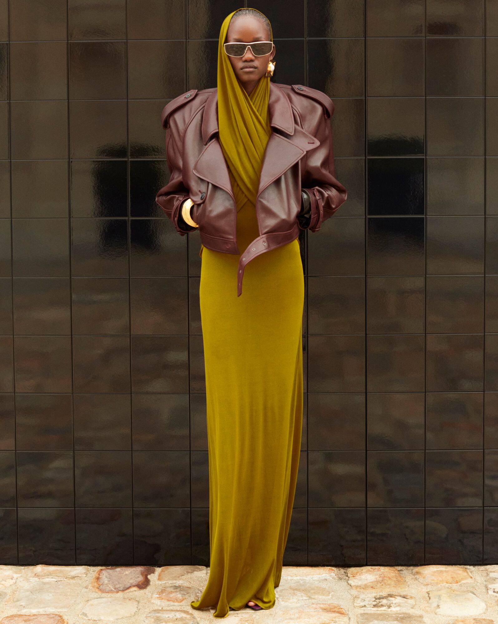 YSL Cropped Trench In Shiny Lambskin Bordeaux | 9674250-JL