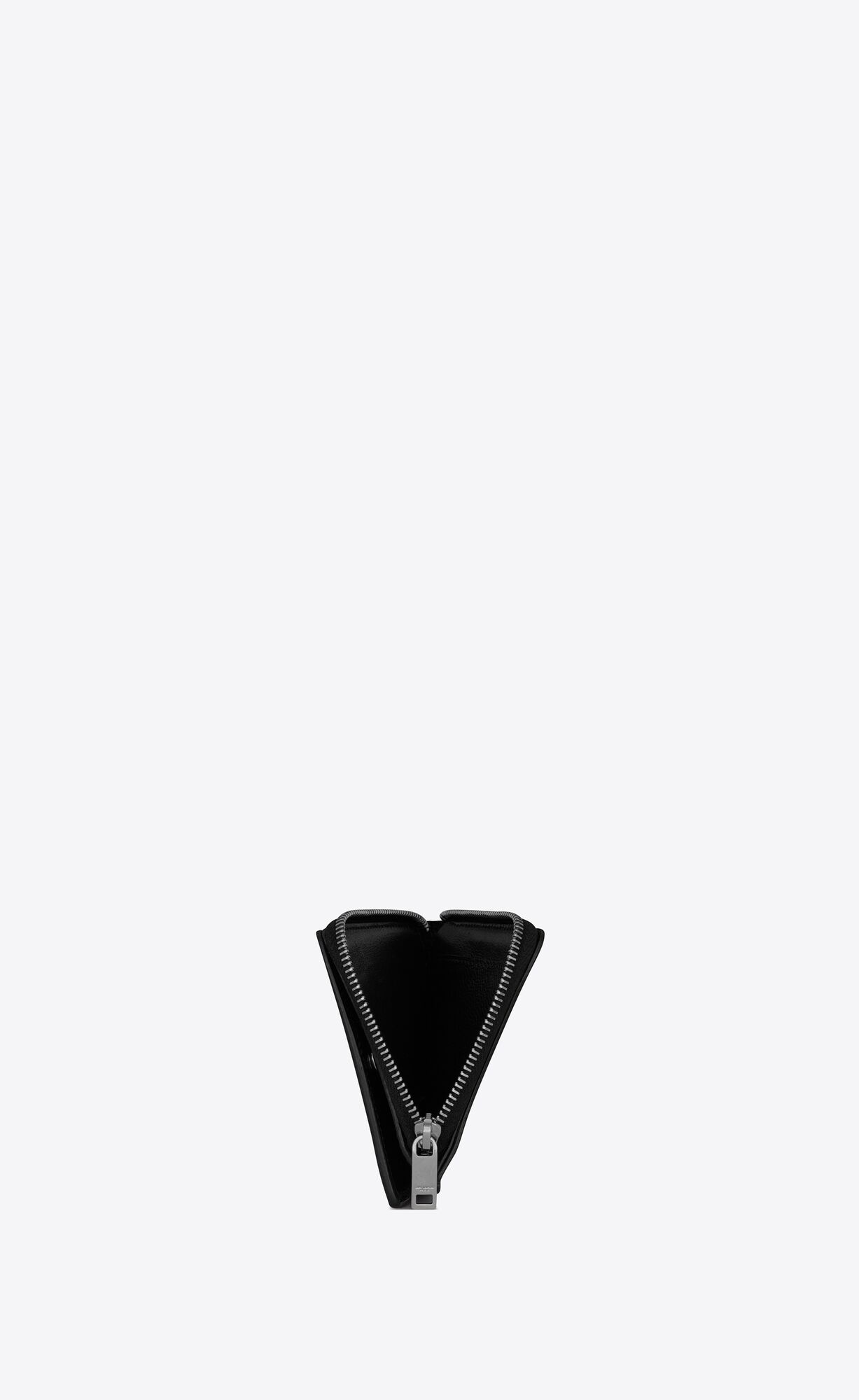 YSL East/West Zip-around Wallet In Grain De Poudre Embossed Leather Black | 9204167-JD