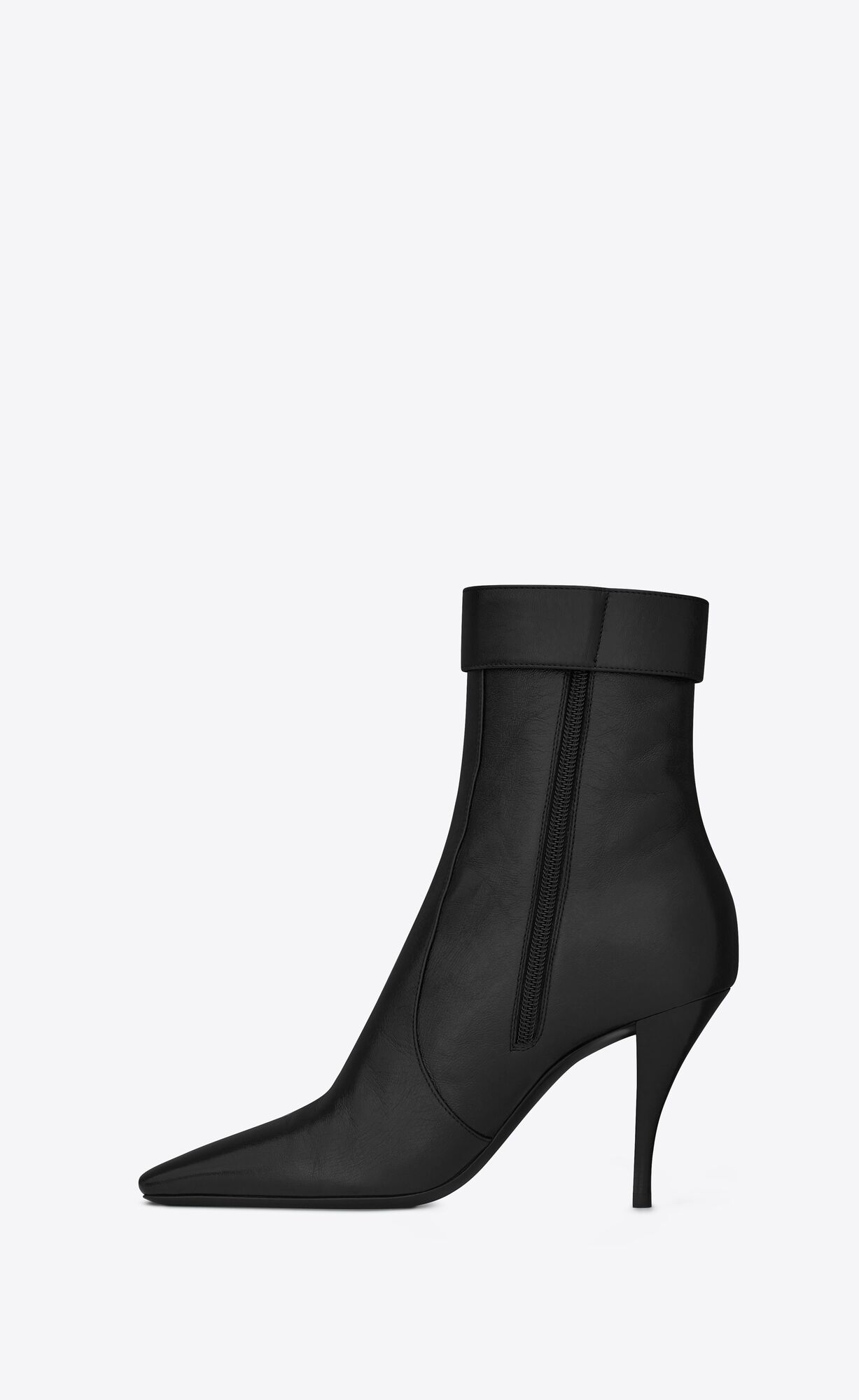 YSL Jill Booties In Vintage Leather Black | 5984307-LX