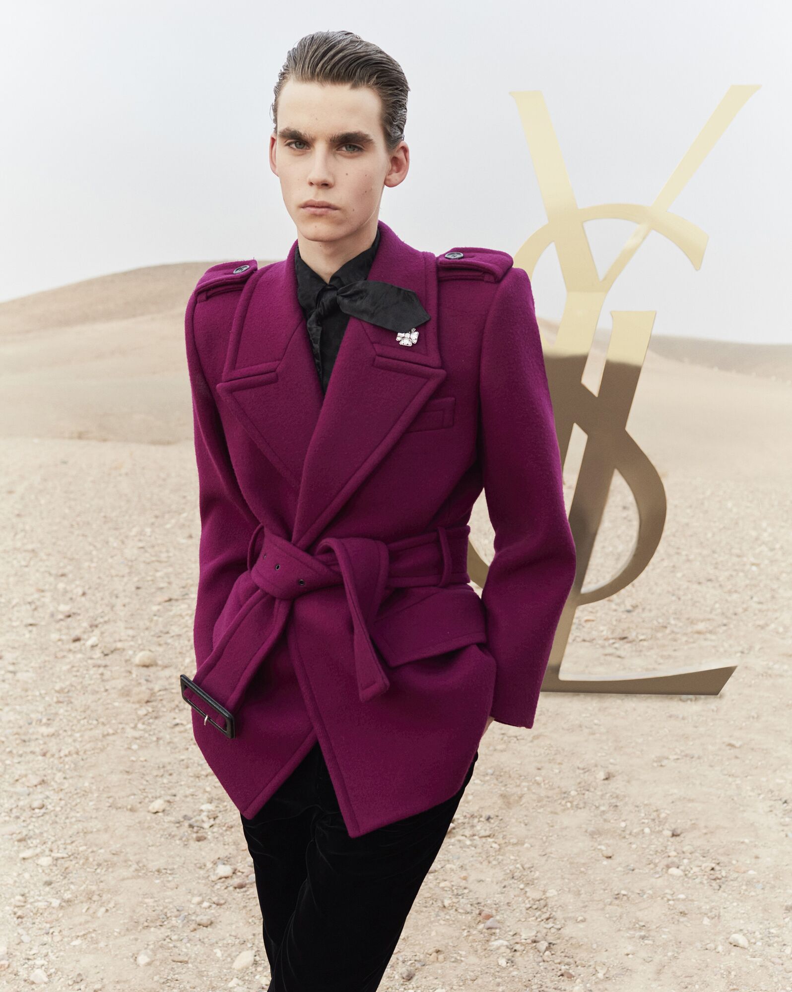 YSL Oversize Shoulder Coat In Wool Felt Fuchsia | 3576902-TB